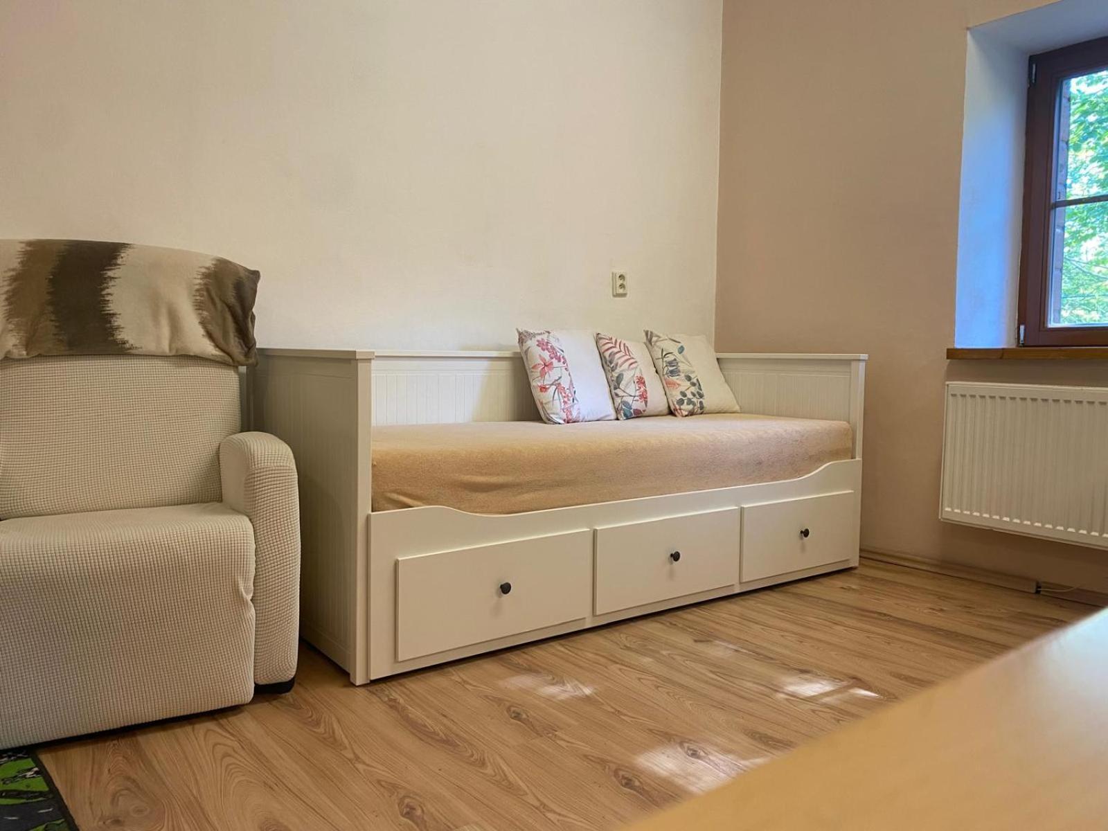 Apartmany Dolni Vitkov Храстава Екстер'єр фото